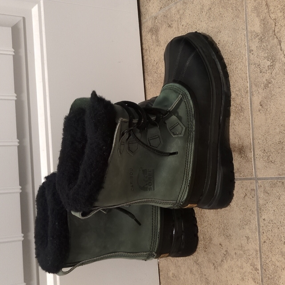 SOREL Alpine Women's Green Boots Women's Sz 9